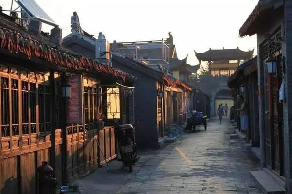 与心理健康相比，家长为何会更关心孩子的学习成绩呢？